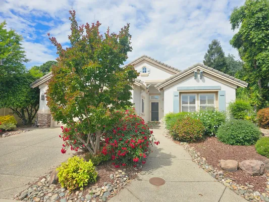 Property Slideshow image 2 of 26 | 109 timberlodge ct, Roseville, CA, 95747