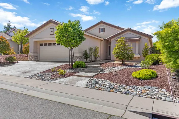 Property Slideshow image 2 of 30 | 1384 tallac ln, Lincoln, CA, 95648