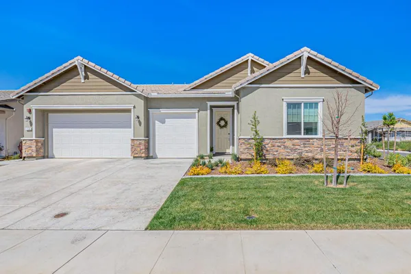 Property Slideshow image 2 of 33 | 1756 red lake way, Lincoln, CA, 95648