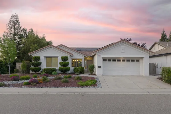 Property Slideshow image 2 of 33 | 1802 winding way, Lincoln, CA, 95648