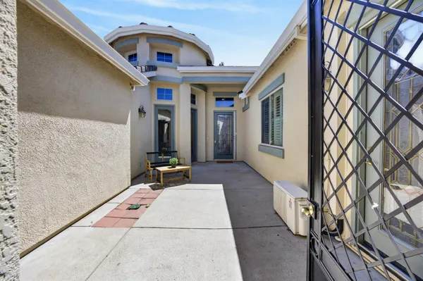 Property Slideshow image 2 of 60 | 1129 paragon ln, Lincoln, CA, 95648