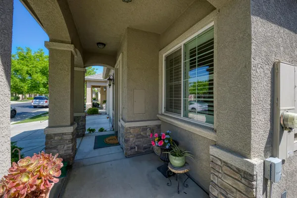Property Slideshow image 3 of 29 | 2520 bird rock pl, Turlock, CA, 95380