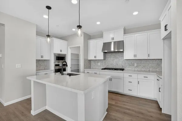 Property Slideshow image 3 of 34 | 2086 marlette way, Lincoln, CA, 95648