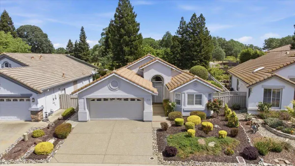 Property Slideshow image 2 of 46 | 6480 buckskin ln, Roseville, CA, 95747