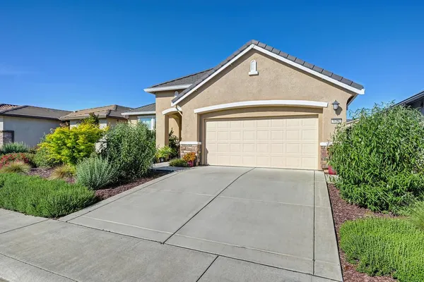 Property Slideshow image 2 of 91 | 9096 vervain way, Sacramento, CA, 95829