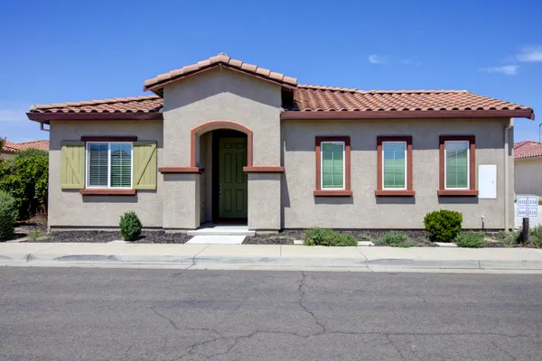 Property Slideshow image 2 of 47 | 846 grace dr, Los Banos, CA, 93635
