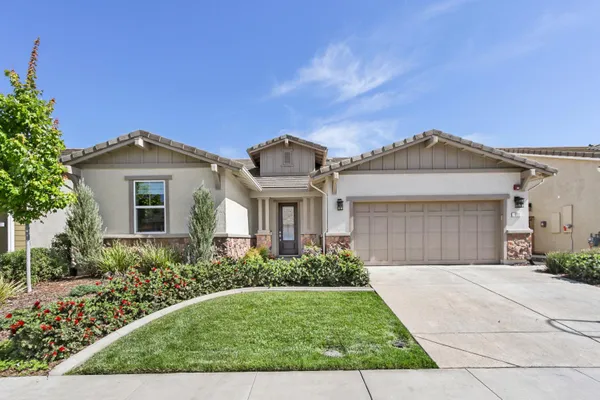 Property Slideshow image 2 of 46 | 933 hadley dr, Lincoln, CA, 95648