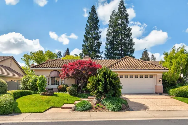 Property Slideshow image 2 of 66 | 7020 windchime way, Roseville, CA, 95747