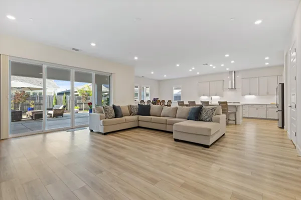 Property Slideshow image 3 of 30 | 8356 evans tree dr, Roseville, CA, 95747