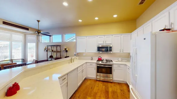 Property Slideshow image 2 of 19 | 5283 green grove ln, Roseville, CA, 95747