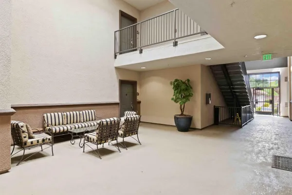 Property Slideshow image 3 of 31 | 1550 topanga ln 101, Lincoln, CA, 95648