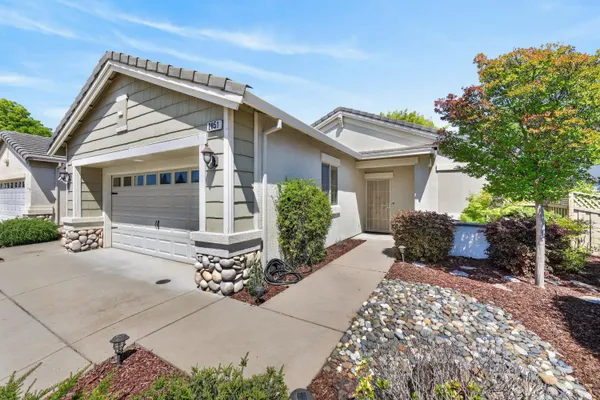 Property Slideshow image 2 of 38 | 2051 stepping stone ln, Lincoln, CA, 95648