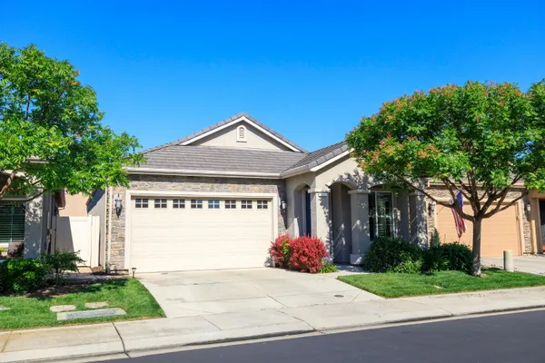Property Slideshow image 2 of 42 | 2471 sea lion way, Turlock, CA, 95380