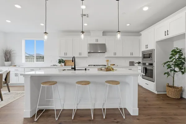 Property Slideshow image 2 of 55 | 10296 evangaline way, Elk Grove, CA, 95757