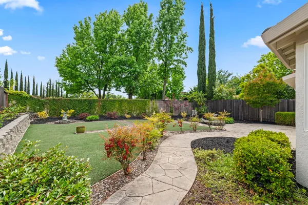 Property Slideshow image 2 of 36 | 2604 coldwater ct, Rocklin, CA, 95765