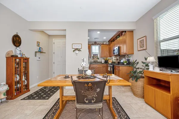 Property Slideshow image 3 of 40 | 7439 chatterton way, Sacramento, CA, 95829