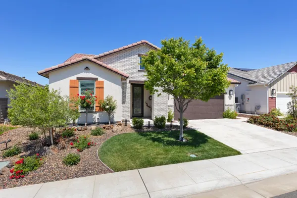 Property Slideshow image 3 of 63 | 4750 peace lily ln, Roseville, CA, 95747