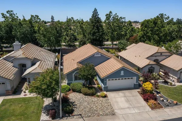Property Slideshow image 3 of 41 | 7227 timberrose way, Roseville, CA, 95747