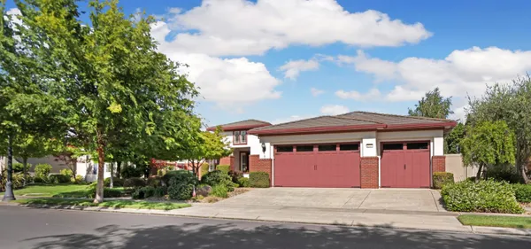 Property Slideshow image 2 of 54 | 2424 ashbridge ln, Manteca, CA, 95336