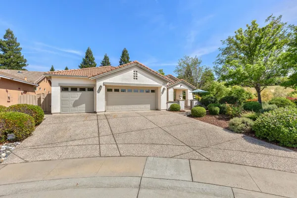 Property Slideshow image 3 of 72 | 231 cabot ct, Lincoln, CA, 95648