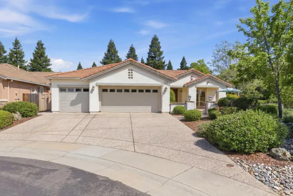 Property Slideshow image 2 of 72 | 231 cabot ct, Lincoln, CA, 95648