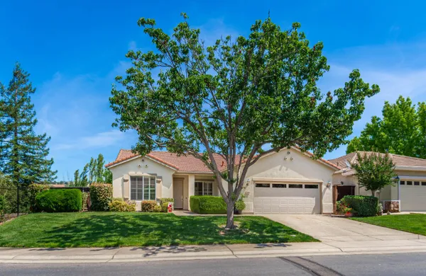 Property Slideshow image 3 of 75 | 3504 pleasant creek dr, Rocklin, CA, 95765