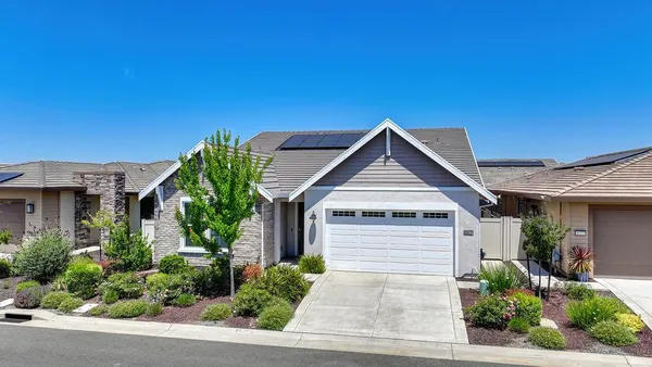 Property Slideshow image 3 of 55 | 6017 element ln, Roseville, CA, 95747