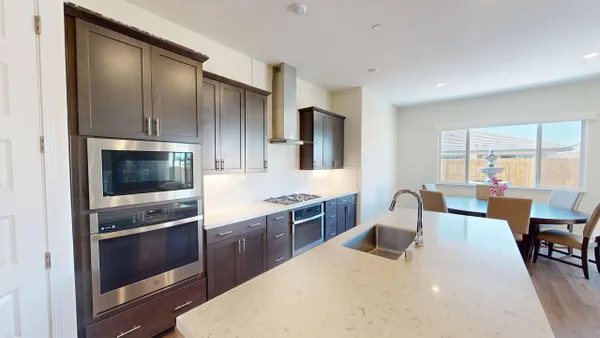 Property Slideshow image 2 of 48 | 5111 peace lily ln, Roseville, CA, 95747