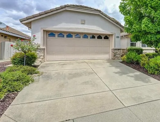 Property Slideshow image 2 of 34 | 7091 lost lake ln, Roseville, CA, 95747
