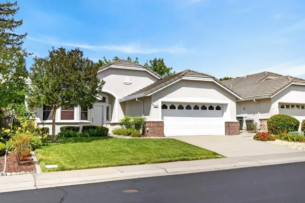 Property Slideshow image 2 of 51 | 7019 lost lake ln, Roseville, CA, 95747