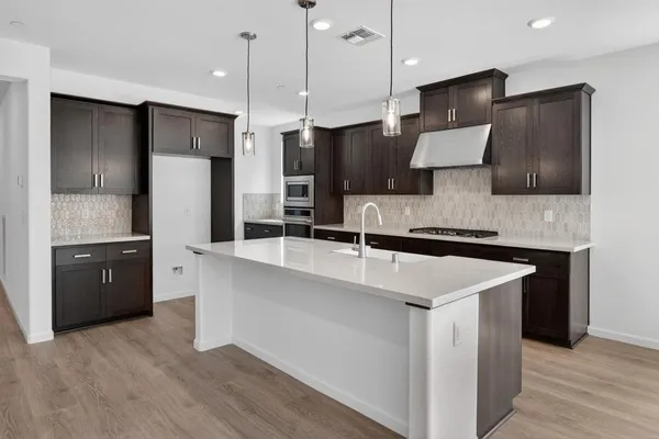 Property Slideshow image 2 of 39 | 2019 marlette way, Lincoln, CA, 95648