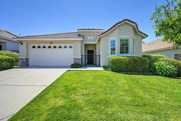 Property Slideshow image 2 of 94 | 8026 fallview way, El Dorado Hills, CA, 95762