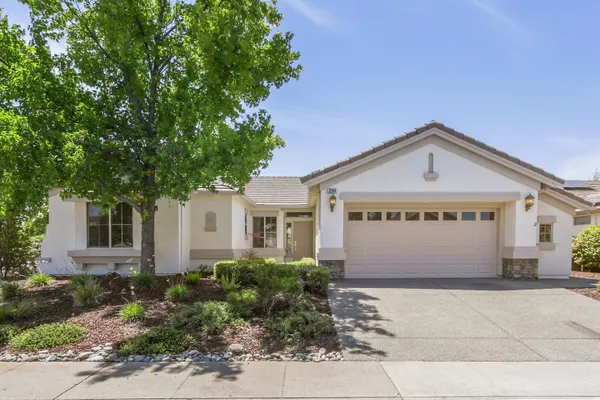 Property Slideshow image 3 of 67 | 2240 prairie view ln, Lincoln, CA, 95648