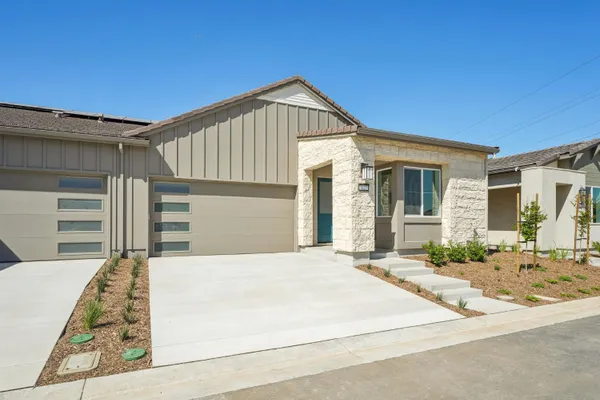 Property Slideshow image 2 of 28 | 1127 riverbend dr, Brentwood, CA, 94513