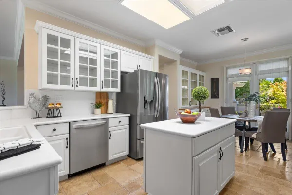 Property Slideshow image 3 of 36 | 1152 castleberry ln, Lincoln, CA, 95648