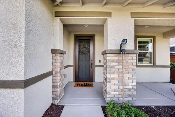 Property Slideshow image 3 of 88 | 9182 vervain way, Sacramento, CA, 95829