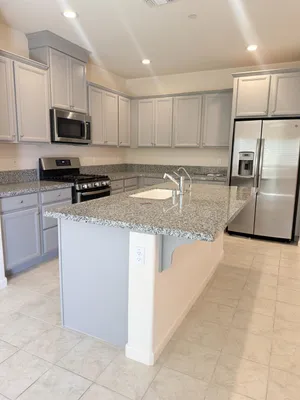 Property Slideshow image 3 of 22 | 713 betten st, Los Banos, CA, 93635
