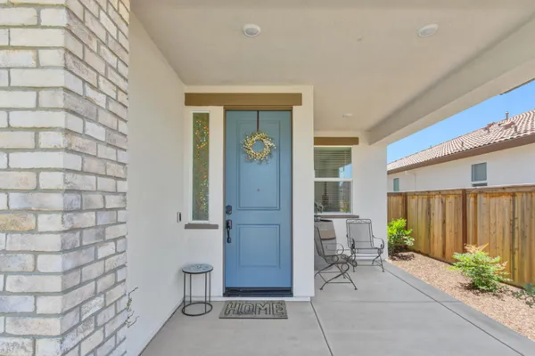 Property Slideshow image 3 of 60 | 4635 trout lily ln, Roseville, CA, 95747