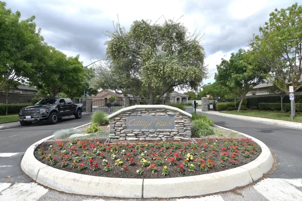 Property Slideshow image 2 of 65 | 2260 state st, Turlock, CA, 95380