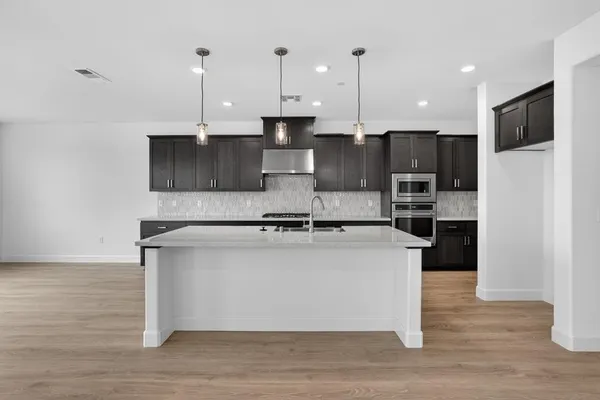 Property Slideshow image 2 of 36 | 2026 marlette way, Lincoln, CA, 95648