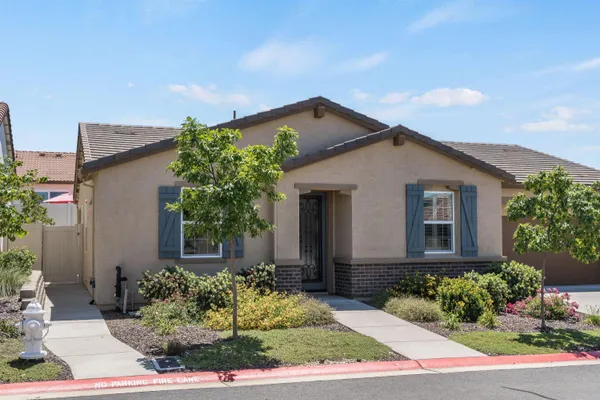 Property Slideshow image 2 of 38 | 6730 tortola ln, El Dorado Hills, CA, 95762