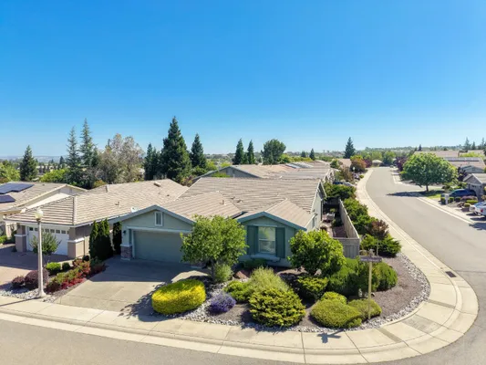 Property Slideshow image 2 of 61 | 1579 grand pheasant ln, Lincoln, CA, 95648