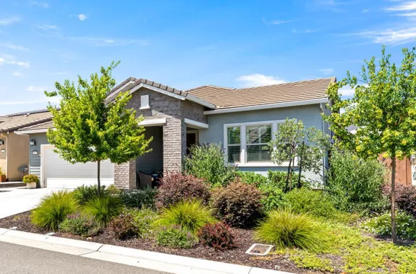 Property Slideshow image 2 of 60 | 3019 madrid dr, El Dorado Hills, CA, 95762