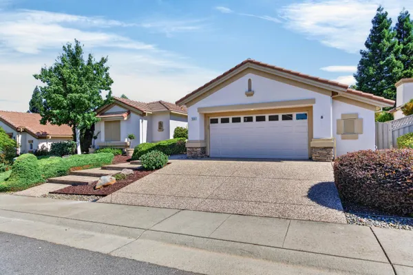 Property Slideshow image 2 of 64 | 968 magnolia ln, Lincoln, CA, 95648