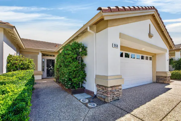 Property Slideshow image 3 of 64 | 968 magnolia ln, Lincoln, CA, 95648