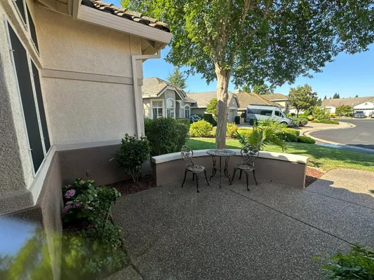 Property Slideshow image 3 of 28 | 216 mustang ct, Roseville, CA, 95747