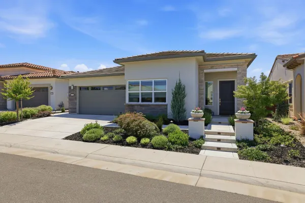Property Slideshow image 3 of 93 | 3541 deer park dr, Folsom, CA, 95630