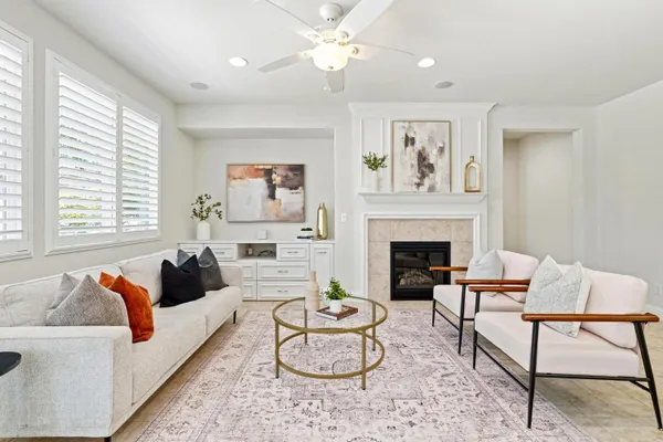 Property Slideshow image 2 of 68 | 2379 belle glade ln, Manteca, CA, 95336
