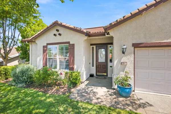 Property Slideshow image 2 of 55 | 2941 cricket club ct, Rocklin, CA, 95765