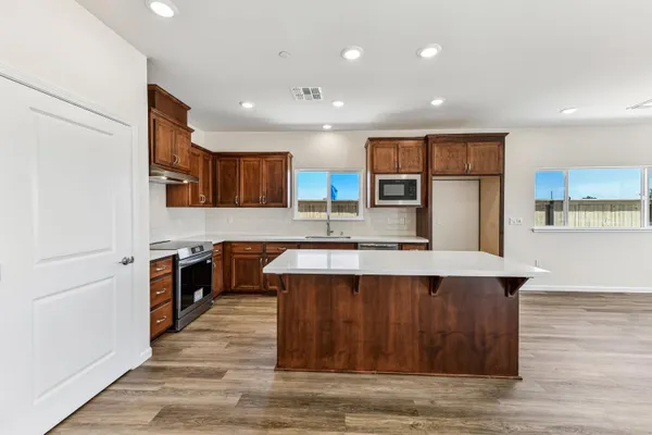 Property Slideshow image 3 of 9 | 945 norman rd, Galt, CA, 95632